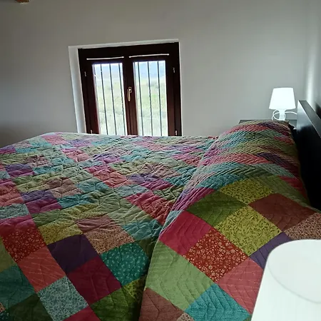 アパート La Quercia オルトーナ